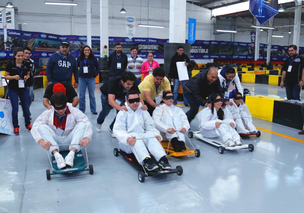 SATmexico dmc events team building racing mercedes benz
