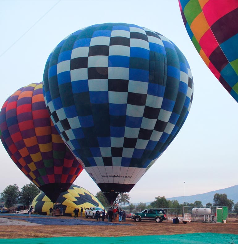 SATmexico-dmc-incentives-tour-travel-mexico-city-teotihuacan-air-ballon