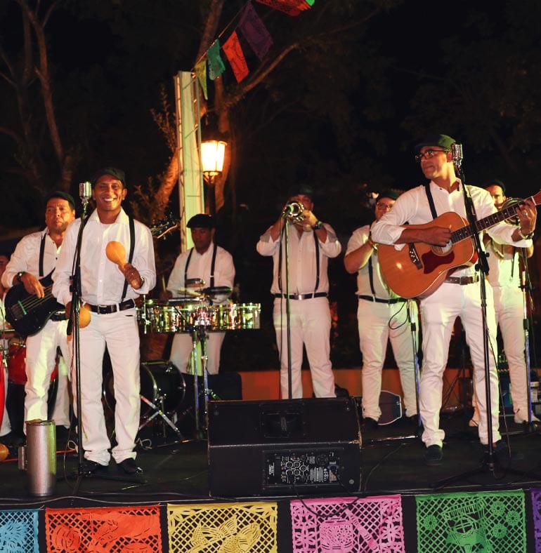 SATmexico dmc meetings events mexico cancun mexican party live music hp indigo masterclass